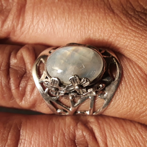 Handmade Moonstone Silver Ring Size 9 - Picture 8 of 12